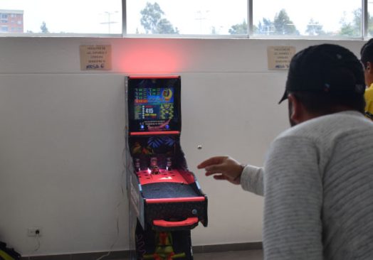 Torneo boli rana estudiante y administrativos