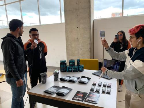 Día del Emprendimiento Tomasino_ Tercera Vitrina Comercial14