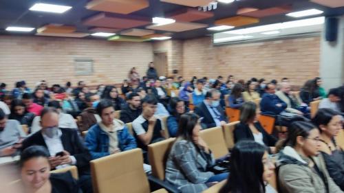 SIMPOSIO GRUPOS DE INVESTIGACIÓN37