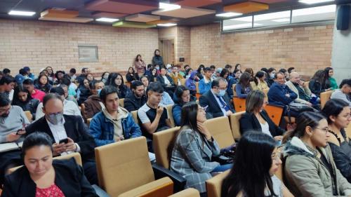 SIMPOSIO GRUPOS DE INVESTIGACIÓN38