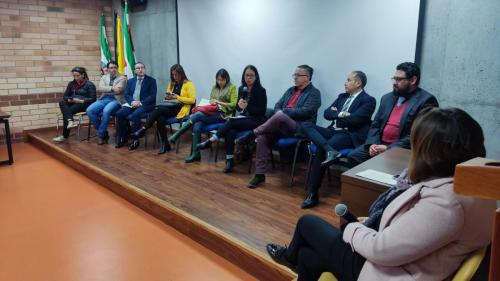 SIMPOSIO GRUPOS DE INVESTIGACIÓN40